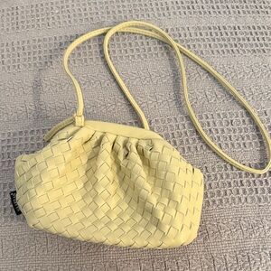 Elegant Yellow Woven Shoulder Bag